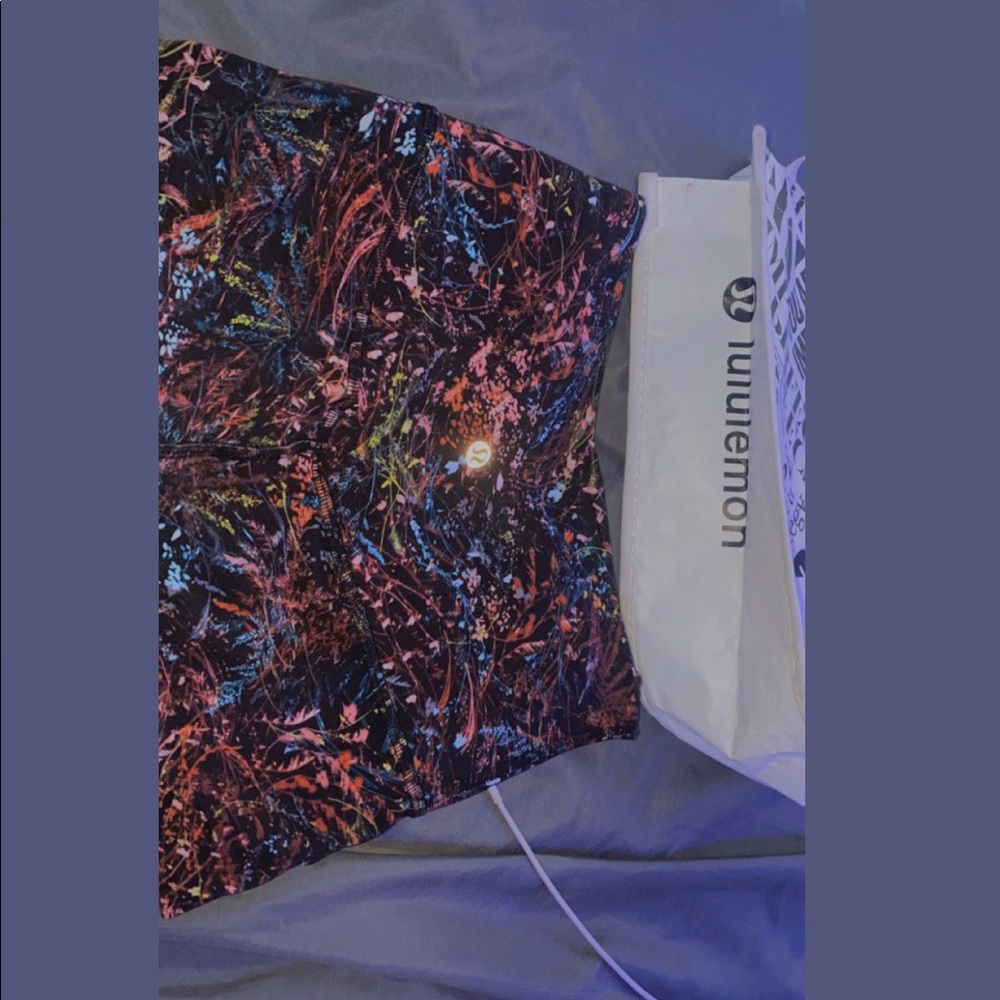 🍋🍋NEW •LULULEMON ALIGNS•